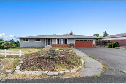 1240 Hilton Drive, Klamath Falls, OR 97603 - Photo 3