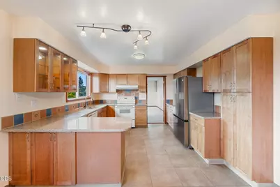 1240 Hilton Drive, Klamath Falls, OR 97603 - Photo 17