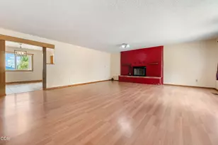 1240 Hilton Dr, Klamath Falls, OR 97603 - Photo 7