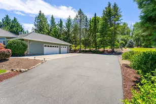 155 Kingsgate Way, Grants Pass, OR 97527 - Photo 49