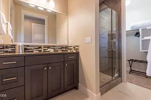 19238 Solomon Dr, Bend, OR 97702 - Photo 25