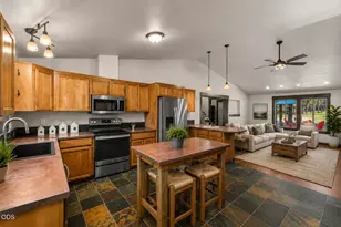 17065 Oxnard Rd, Bend, OR 97707 - Photo 5