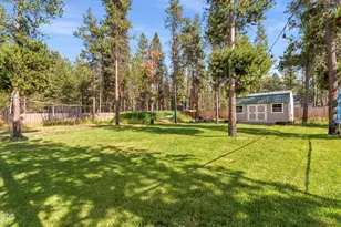 17169 Kingsburg Rd, Bend, OR 97707 - Photo 11