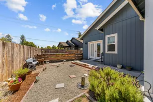2130 SE Kayleigh Way, Grants Pass, OR 97526 - Photo 25