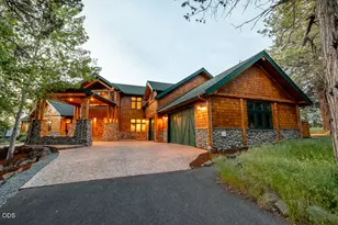 6439 Cooper's Hawk Rd, Klamath Falls, OR 97601 - Photo 1
