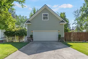 20001 McClellan Rd, Bend, OR 97702 - Photo 3