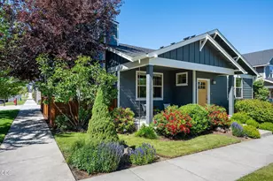 20768 SE Helen Lane, Bend, OR 97702 - Photo 3