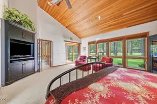 71190 Fiddle Neck Ln, Black Butte Ranch, OR 97759 - Photo 43