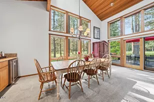 71190 Fiddle Neck Ln, Black Butte Ranch, OR 97759 - Photo 19