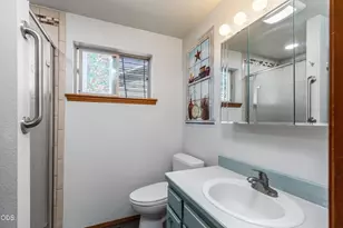 990 SE 2nd St, Prineville, OR 97754 - Photo 11
