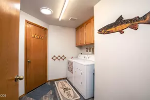 990 SE 2nd St, Prineville, OR 97754 - Photo 15