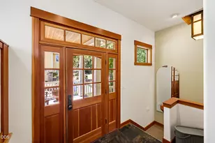 425 Merrill Cir, Ashland, OR 97520 - Photo 5