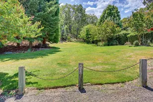 425 Merrill Cir, Ashland, OR 97520 - Photo 33