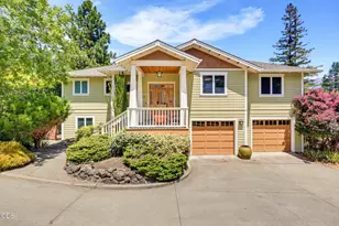 425 Merrill Cir, Ashland, OR 97520 - Photo 1
