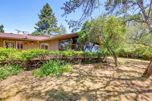 502 Vista Park Dr, Eagle Point, OR 97524 - Photo 9