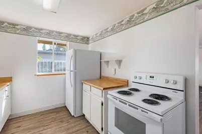 728 SW I Street, Grants Pass, OR 97526 - Photo 5