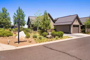 19352 Blue Bucket Ln, Bend, OR 97702 - Photo 51