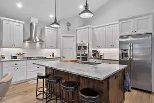 301 S Pine St, Sisters, OR 97759 - Photo 13