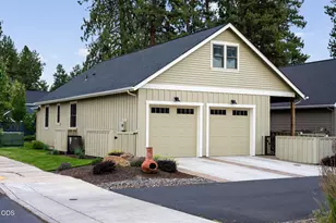 301 S Pine St, Sisters, OR 97759 - Photo 37