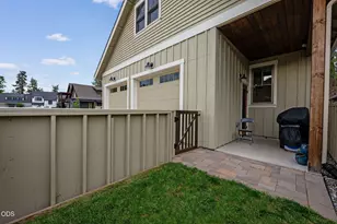 301 S Pine St, Sisters, OR 97759 - Photo 35