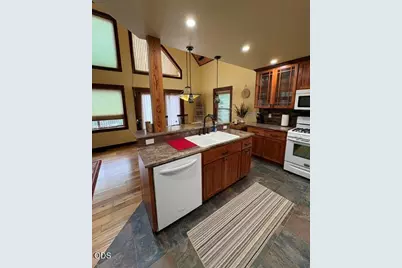 141245 Red Cone Drive, Crescent Lake, OR 97733 - Photo 7
