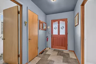 70 Fair Oaks Dr, Medford, OR 97504 - Photo 5