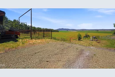 24624 Schaupp Road, Klamath Falls, OR 97603 - Photo 39