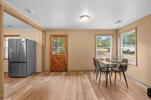 363 E Hersey St, Ashland, OR 97520 - Photo 7