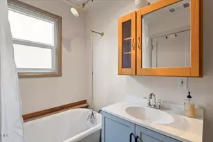 363 E Hersey St, Ashland, OR 97520 - Photo 13