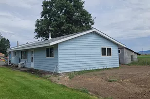 22022 Hwy 140 E, Dairy, OR 97625 - Photo 3