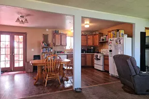 22022 Hwy 140 E, Dairy, OR 97625 - Photo 7