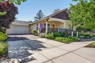 414 Parkside Dr, Ashland, OR 97520 - Photo 1