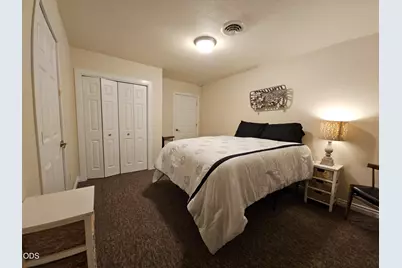 1215 NE 6th Street, Grants Pass, OR 97526 - Photo 21