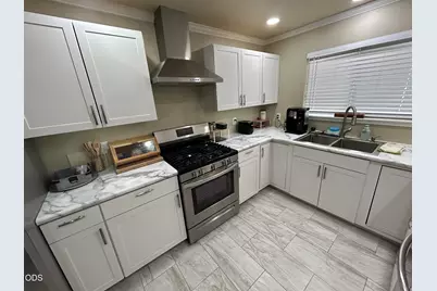 1024 NW Hawthorne Avenue, Grants Pass, OR 97526 - Photo 7