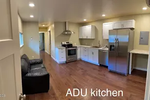 1024 NW Hawthorne Ave, Grants Pass, OR 97526 - Photo 17