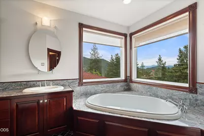 928 W Woodside Street, Grants Pass, OR 97527 - Photo 27