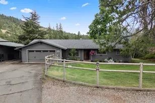555 Grouse Creek Rd, Grants Pass, OR 97526 - Photo 7