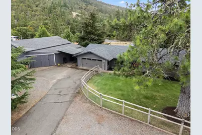 555 Grouse Creek Road, Grants Pass, OR 97526 - Photo 7
