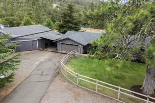 555 Grouse Creek Rd, Grants Pass, OR 97526 - Photo 7