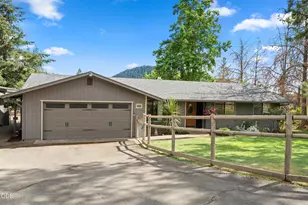 555 Grouse Creek Rd, Grants Pass, OR 97526 - Photo 7