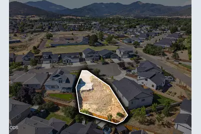 139 Willow Springs Drive, Talent, OR 97540 - Photo 13