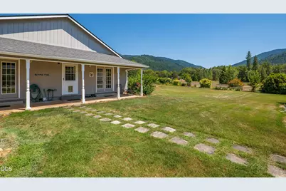 3959 Jumpoff Joe Creek Road, Grants Pass, OR 97526 - Photo 29