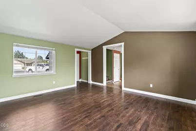 2834 SW 27th Court, Redmond, OR 97756 - Photo 9