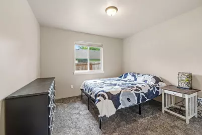 1003 SE Grandview Avenue, Grants Pass, OR 97527 - Photo 37