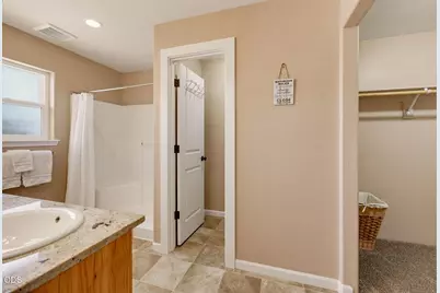 1003 SE Grandview Avenue, Grants Pass, OR 97527 - Photo 21