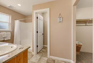 1003 SE Grandview Ave, Grants Pass, OR 97527 - Photo 21
