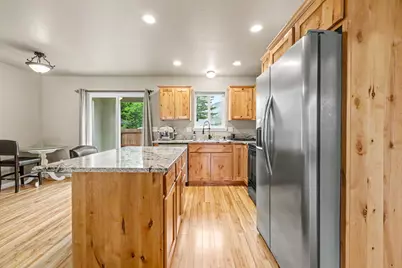 1003 SE Grandview Avenue, Grants Pass, OR 97527 - Photo 31
