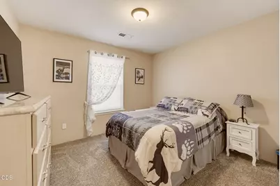 1003 SE Grandview Avenue, Grants Pass, OR 97527 - Photo 25
