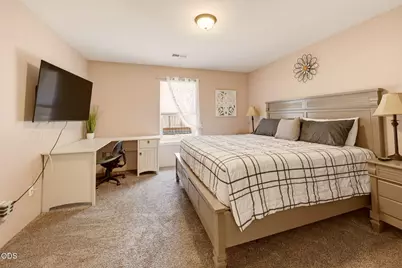 1003 SE Grandview Avenue, Grants Pass, OR 97527 - Photo 19
