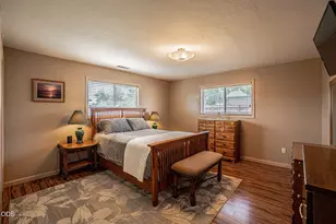 6181 Thistle Ln, Central Point, OR 97502 - Photo 11